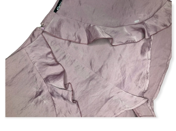 Nasty gal Flowy Shorts (small) - Picture 3 of 6